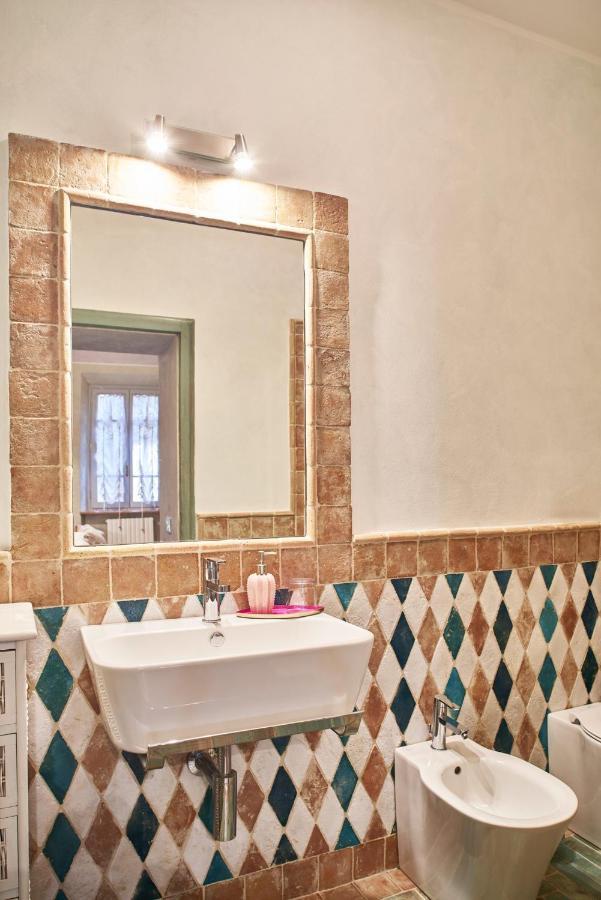 Boutique Palace Scala 1746 Sienne